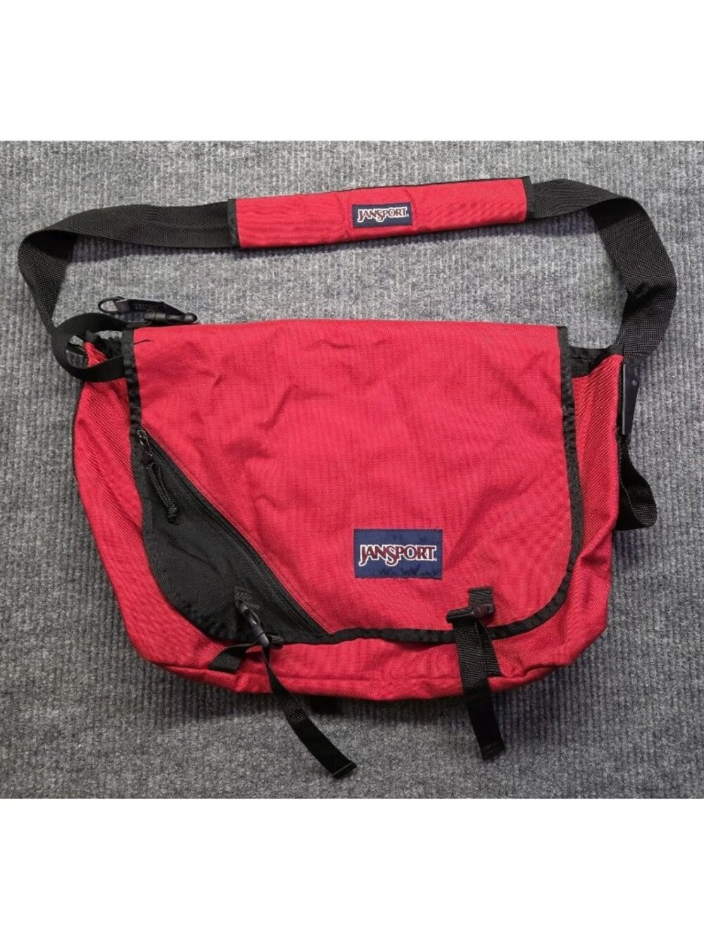 90's JanSport Crossbody Nylon Canvas Messenger Bag Red & Black Padded Strap VTG